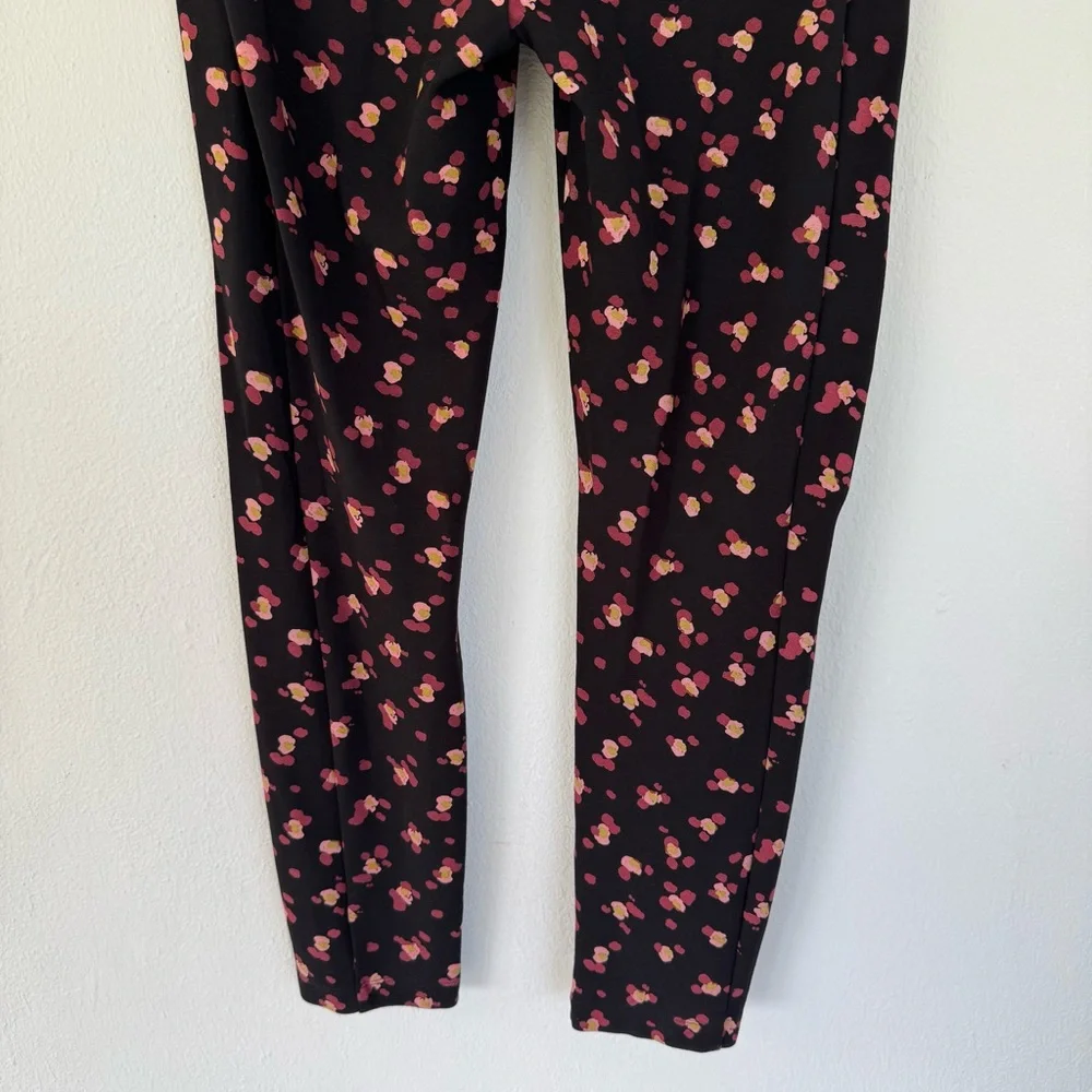 CAbi black pink high rise abstract floral stretch pocket leggings size medium